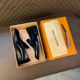 Picture of Louis Vuitton Shoes _SKULVsz38-44hnq090714799